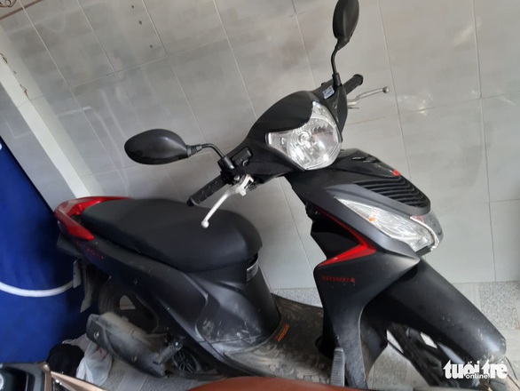 Nữ quái 28 tuổi trộm dạo từ điện thoại đến xe máy ở nhiều tỉnh miền Tây - Ảnh 2. Nữ quái 28 tuổi trộm dạo từ điện thoại đến xe máy ở nhiều tỉnh miền Tây - Ảnh 2.