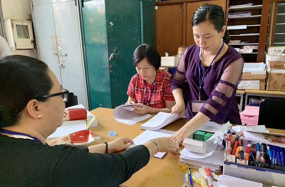 Giám khảo kỳ thi THPT quốc gia: Áp lực cao, thù lao thấp - Ảnh 1. Giám khảo kỳ thi THPT quốc gia: Áp lực cao, thù lao thấp - Ảnh 1.