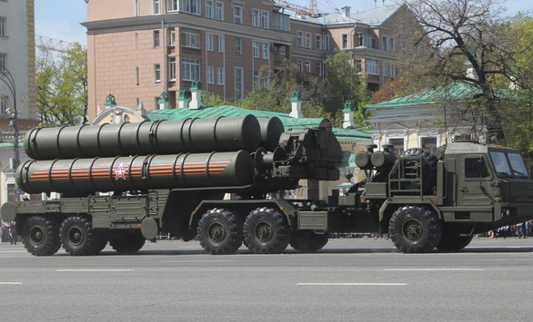 Nga sẽ bàn giao S-400 cho Thổ Nhĩ Kỳ bất chấp đe dọa trừng phạt của Mỹ - Ảnh 1. Nga sẽ bàn giao S-400 cho Thổ Nhĩ Kỳ bất chấp đe dọa trừng phạt của Mỹ - Ảnh 1.