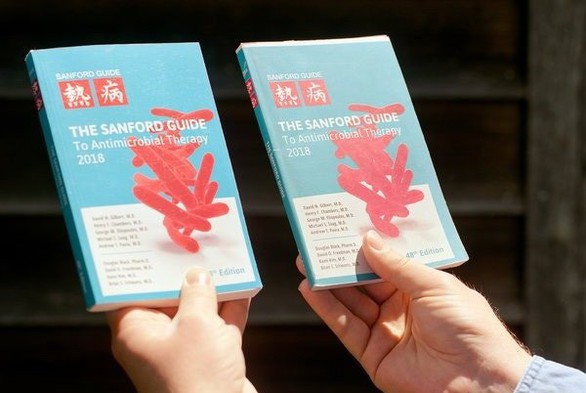 Sách giả lộng hành, Amazon vẫn thu phí hoa hồng - Ảnh 1. Sách giả lộng hành, Amazon vẫn thu phí hoa hồng - Ảnh 1.