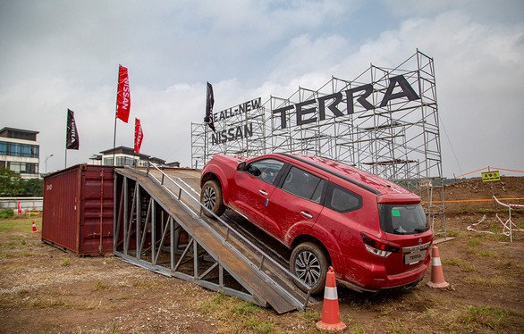 Mua Nissan Terra trong tháng 7, nhận ngay ưu đãi lớn - Ảnh 1. Mua Nissan Terra trong tháng 7, nhận ngay ưu đãi lớn - Ảnh 1.