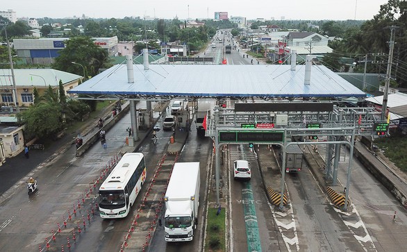 Tổng cục Đường bộ ra tối hậu thư sẽ tạm dừng thu phí từ 18h ngày 10-7 với 4 dự án BOT - Ảnh 3. Tổng cục Đường bộ ra tối hậu thư sẽ tạm dừng thu phí từ 18h ngày 10-7 với 4 dự án BOT - Ảnh 3.