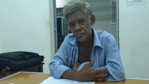 Tạm giữ người cha giết con vì cứ say rượu là nó đánh đập - Ảnh 2. Tạm giữ người cha giết con vì cứ say rượu là nó đánh đập - Ảnh 2.