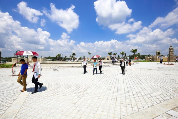 Bất động sản Bình Phước nhộn nhịp đón sóng đầu tư - Ảnh 1. Bất động sản Bình Phước nhộn nhịp đón sóng đầu tư - Ảnh 1.