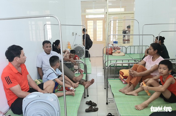 Bệnh viện thiếu nước sạch do ảnh hưởng mưa lũ, bệnh nhân than trời - Ảnh 3. Bệnh viện thiếu nước sạch do ảnh hưởng mưa lũ, bệnh nhân than trời - Ảnh 3.