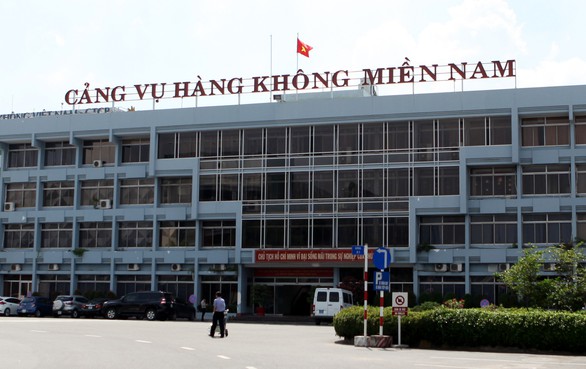 Ra máy bay trễ còn chửi um sùm nhân viên hàng không, phạt 4 triệu - Ảnh 1. Ra máy bay trễ còn chửi um sùm nhân viên hàng không, phạt 4 triệu - Ảnh 1.