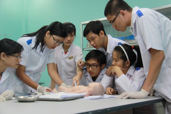 Ngành y: nội dung quyết định cấp bậc - Ảnh 1. Ngành y: nội dung quyết định cấp bậc - Ảnh 1.