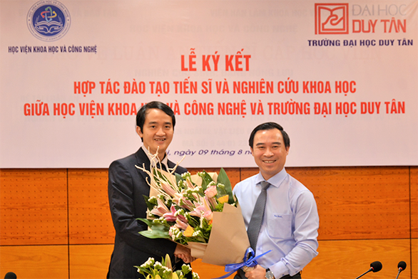 ĐH Duy Tân hợp tác với Học viện Khoa học & công nghệ đào tạo tiến sĩ - Ảnh 2. ĐH Duy Tân hợp tác với Học viện Khoa học & công nghệ đào tạo tiến sĩ - Ảnh 2.