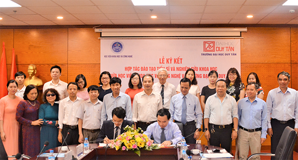 ĐH Duy Tân hợp tác với Học viện Khoa học & công nghệ đào tạo tiến sĩ - Ảnh 1. ĐH Duy Tân hợp tác với Học viện Khoa học & công nghệ đào tạo tiến sĩ - Ảnh 1.
