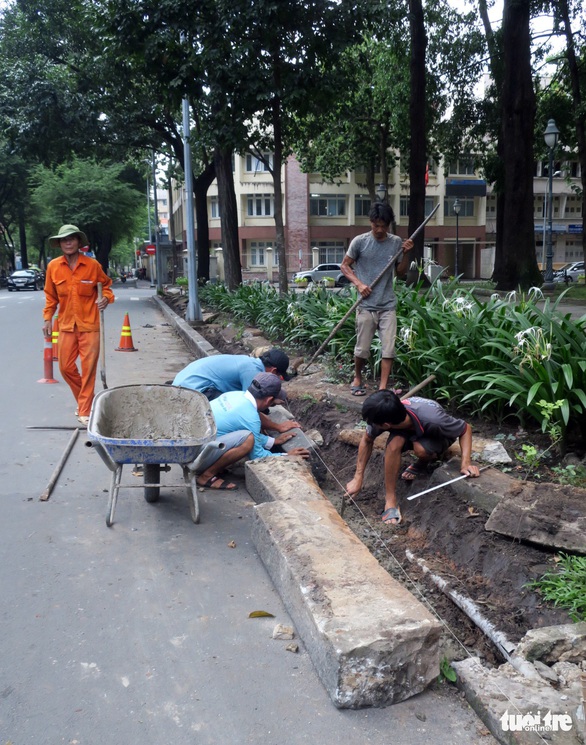 Cải tạo công viên 30-4, giữ lại bó vỉa đá xanh lâu năm - Ảnh 2. Cải tạo công viên 30-4, giữ lại bó vỉa đá xanh lâu năm - Ảnh 2.
