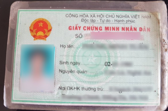 Bị phạt 4 triệu vì mượn chứng minh thư để đi máy bay - Ảnh 1. Bị phạt 4 triệu vì mượn chứng minh thư để đi máy bay - Ảnh 1.