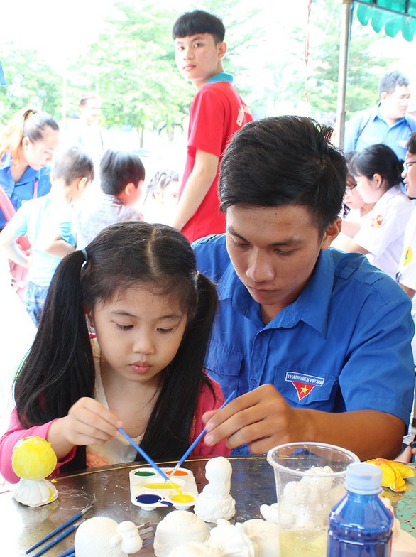 20 năm - gạch nối từ câu chuyện tình nguyện - Ảnh 5. 20 năm - gạch nối từ câu chuyện tình nguyện - Ảnh 5.