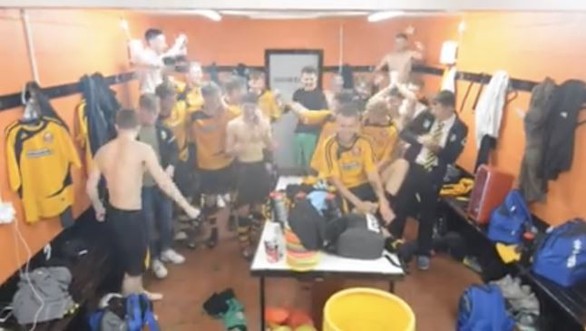 Có trận thắng đầu tiên sau 840 ngày, đội bóng dở nhất Scotland mừng còn hơn vô địch... World Cup - Ảnh 1. Có trận thắng đầu tiên sau 840 ngày, đội bóng dở nhất Scotland mừng còn hơn vô địch... World Cup - Ảnh 1.