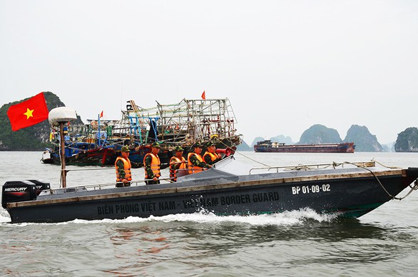 Hàng chục ngàn hộ dân đi trú ẩn trước khi bão số 3 đổ bộ - Ảnh 3. Hàng chục ngàn hộ dân đi trú ẩn trước khi bão số 3 đổ bộ - Ảnh 3.