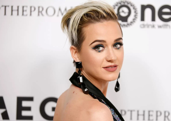 Katy Perry và các bên liên đới bị phạt 2,78 triệu USD vì đạo nhạc - Ảnh 1.