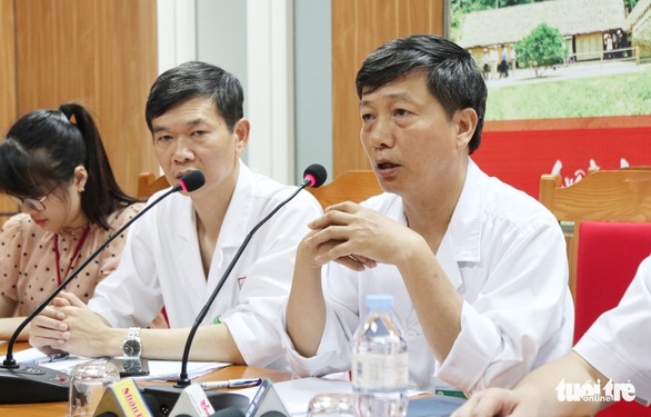 ‘Chạy thận được 5 phút, tôi thấy người choáng váng’ - Ảnh 1. ‘Chạy thận được 5 phút, tôi thấy người choáng váng’ - Ảnh 1.