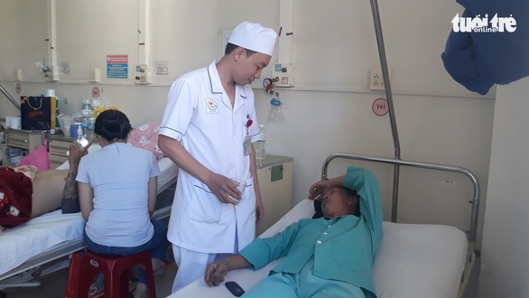 Tai nạn xe khách ở Khánh Hòa: Đề xuất phát đèn tín hiệu giao thông suốt đêm - Ảnh 2. Tai nạn xe khách ở Khánh Hòa: Đề xuất phát đèn tín hiệu giao thông suốt đêm - Ảnh 2.