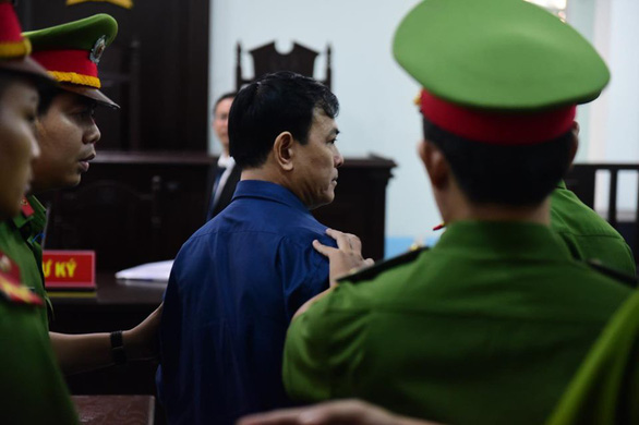 Tòa tuyên ông Nguyễn Hữu Linh 1 năm 6 tháng tù - Ảnh 1. Tòa tuyên ông Nguyễn Hữu Linh 1 năm 6 tháng tù - Ảnh 1.