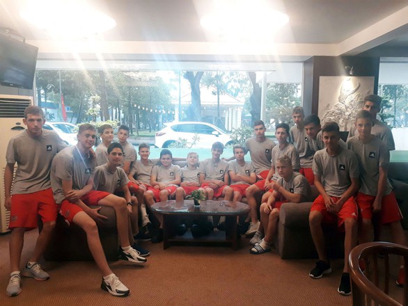 Nga, Hàn và Myanmar đã đến Vũng Tàu chuẩn bị cho Giải U15 quốc tế 2019 - Ảnh 1. Nga, Hàn và Myanmar đã đến Vũng Tàu chuẩn bị cho Giải U15 quốc tế 2019 - Ảnh 1.