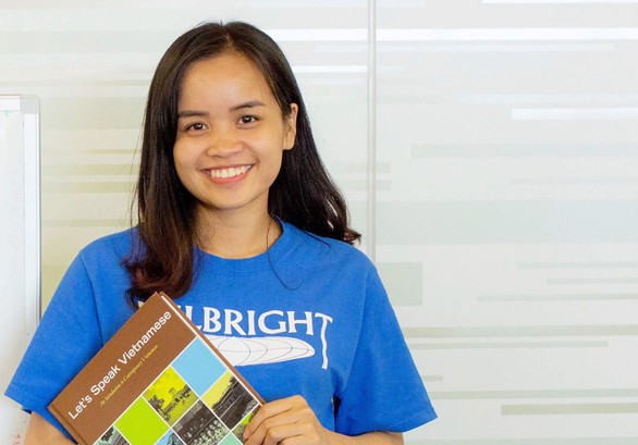 Cô bánh Quy dạy tiếng Việt trên đất Mỹ - Ảnh 2. Cô bánh Quy dạy tiếng Việt trên đất Mỹ - Ảnh 2.