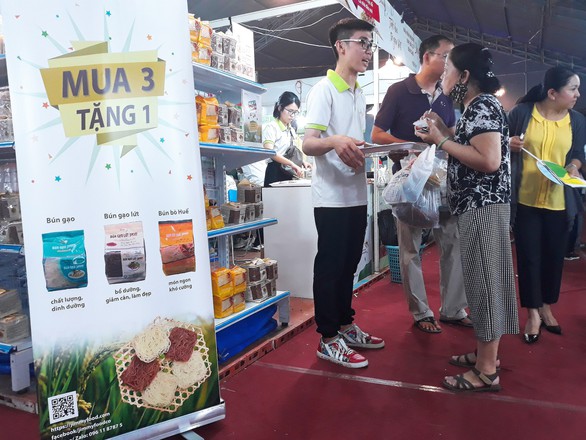 Thoả mua sắm tại Hội chợ Khuyến mại 2019 - Ảnh 2. Thoả mua sắm tại Hội chợ Khuyến mại 2019 - Ảnh 2.