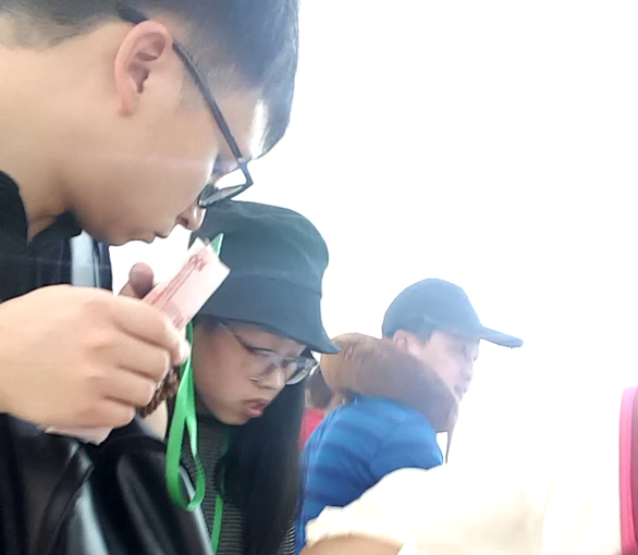 Xử lý tình trạng khách du lịch sử dụng ngoại tệ tại Đà Nẵng - Ảnh 1. Xử lý tình trạng khách du lịch sử dụng ngoại tệ tại Đà Nẵng - Ảnh 1.
