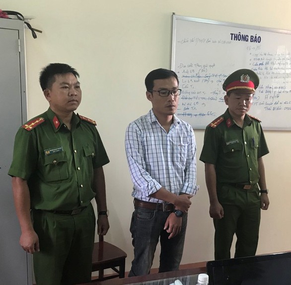Bắt thêm 6 người vụ cán bộ địa chính nhờ dân đứng tên nhận bồi thường - Ảnh 2. Bắt thêm 6 người vụ cán bộ địa chính nhờ dân đứng tên nhận bồi thường - Ảnh 2.