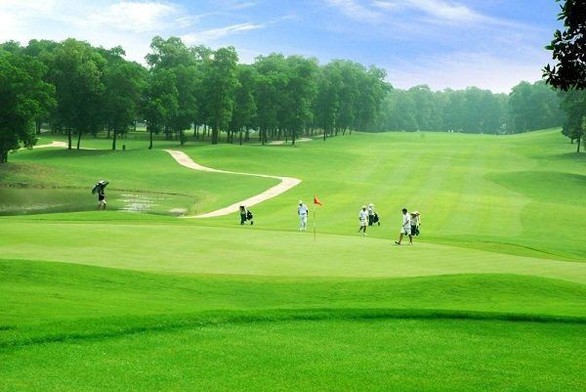 Bắc Giang xin chuyển hàng trăm hecta rừng làm sân golf - Ảnh 2. Bắc Giang xin chuyển hàng trăm hecta rừng làm sân golf - Ảnh 2.