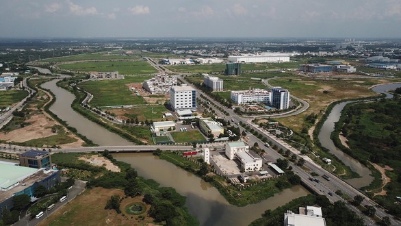 UBND TP họp báo: Ranh Khu công nghệ cao là 913 ha - Ảnh 1. UBND TP họp báo: Ranh Khu công nghệ cao là 913 ha - Ảnh 1.