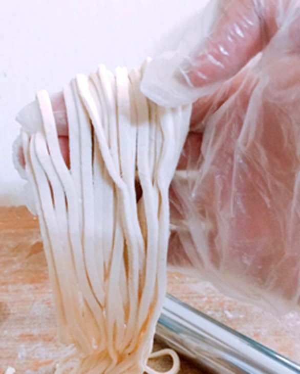 Để Tèo kể cho nghe về tô bánh canh bạch tuộc đất Thủ - Ảnh 2. Để Tèo kể cho nghe về tô bánh canh bạch tuộc đất Thủ - Ảnh 2.