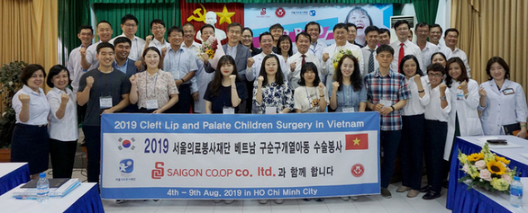 Saigon Co.op chung tay cùng chương trình Rạng rỡ nụ cười Việt Nam 2019 - Ảnh 3. Saigon Co.op chung tay cùng chương trình Rạng rỡ nụ cười Việt Nam 2019 - Ảnh 3.