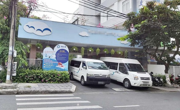 Đưa đón trẻ đi học: Mỗi nơi mỗi cách - Ảnh 1. Đưa đón trẻ đi học: Mỗi nơi mỗi cách - Ảnh 1.