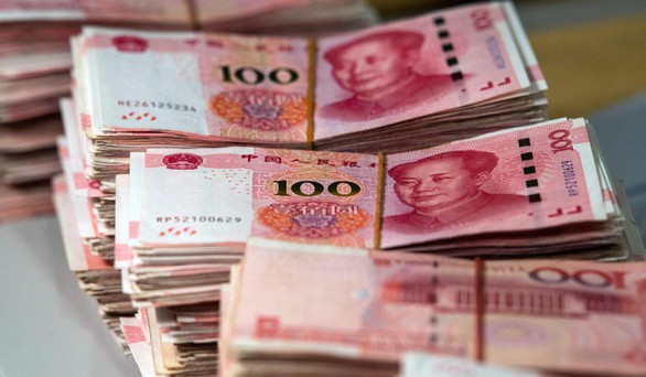 Buồn đời vứt 14.000 USD, người đàn ông hối hận xin trả lại - Ảnh 2. Buồn đời vứt 14.000 USD, người đàn ông hối hận xin trả lại - Ảnh 2.