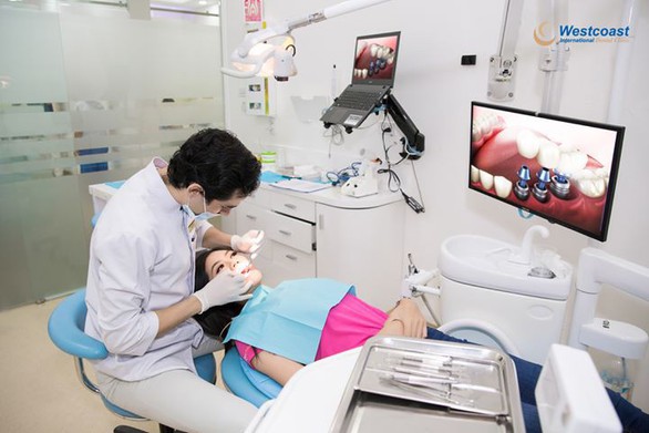 Những biến chứng nguy hiểm khi trồng răng thất bại - Ảnh 4. Những biến chứng nguy hiểm khi trồng răng thất bại - Ảnh 4.