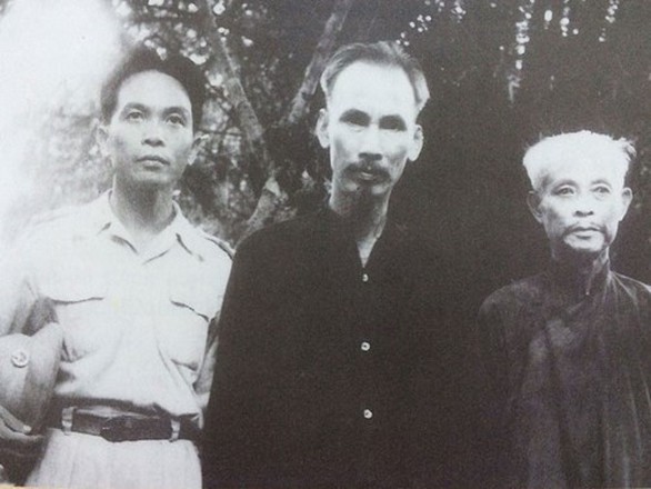 Hồ Chủ tịch mời cụ Bùi Bằng Đoàn giúp hưng lợi, trừ hại cho nước nhà - Ảnh 1. Hồ Chủ tịch mời cụ Bùi Bằng Đoàn giúp hưng lợi, trừ hại cho nước nhà - Ảnh 1.