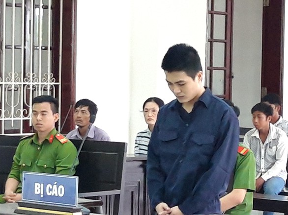 Bênh con đi đánh người, cha bị đâm tử vong - Ảnh 1. Bênh con đi đánh người, cha bị đâm tử vong - Ảnh 1.