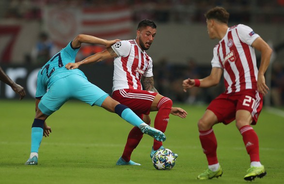 Dẫn trước 2-0 sau 30 phút, Tottenham vẫn để Olympiacos cầm hòa - Ảnh 2. Dẫn trước 2-0 sau 30 phút, Tottenham vẫn để Olympiacos cầm hòa - Ảnh 2.