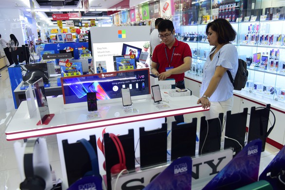 Tích cực M&A, Vingroup chính thức dẫn đầu thị trường bán lẻ hiện đại trong nước - Ảnh 1. Tích cực M&A, Vingroup chính thức dẫn đầu thị trường bán lẻ hiện đại trong nước - Ảnh 1.