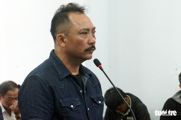 Phạt trùm gỗ lậu Phượng ‘râu’ 8 năm 6 tháng tù - Ảnh 3. Phạt trùm gỗ lậu Phượng ‘râu’ 8 năm 6 tháng tù - Ảnh 3.