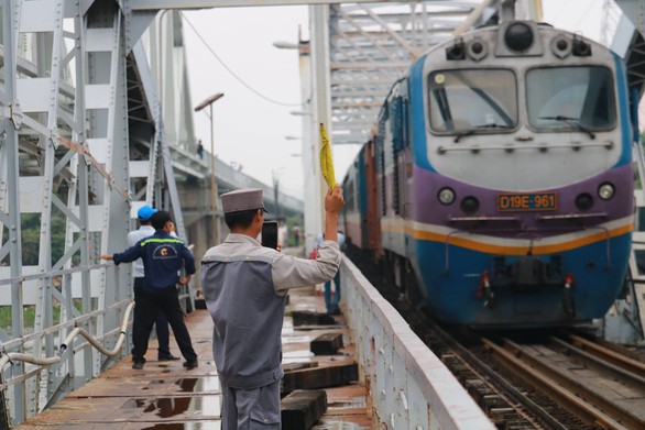 Tháng 10-2019 sẽ tháo dỡ cầu sắt Bình Lợi 117 tuổi - Ảnh 1. Tháng 10-2019 sẽ tháo dỡ cầu sắt Bình Lợi 117 tuổi - Ảnh 1.