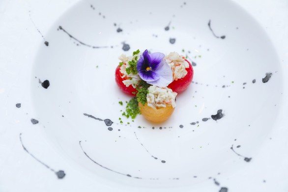 Đại tiệc sao Michelin mừng mùa giải La Liga tại The Reverie Saigon - Ảnh 6. Đại tiệc sao Michelin mừng mùa giải La Liga tại The Reverie Saigon - Ảnh 6.