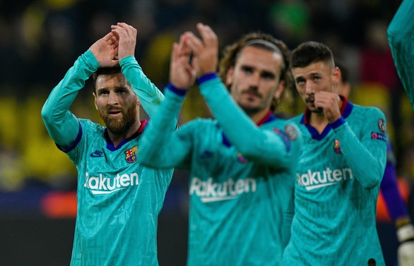 Barca & Real Madrid đang thoái trào? - Ảnh 1. Barca & Real Madrid đang thoái trào? - Ảnh 1.