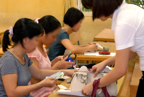 Họp phụ huynh không ai hỏi chuyện học, chỉ nhao nhao đóng bao nhiêu tiền - Ảnh 1. Họp phụ huynh không ai hỏi chuyện học, chỉ nhao nhao đóng bao nhiêu tiền - Ảnh 1.