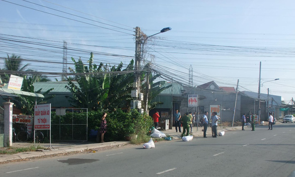 Bắt nam thanh niên chém chết người tại quán nhậu - Ảnh 2. Bắt nam thanh niên chém chết người tại quán nhậu - Ảnh 2.