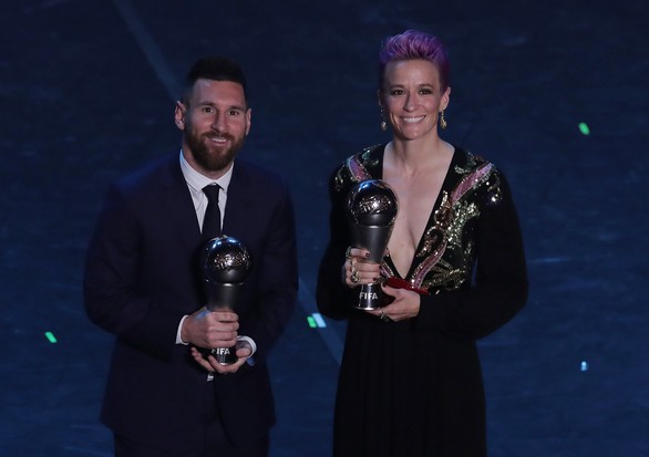 Không phải Van Dijk, Messi mới là người thắng giải FIFA The Best - Ảnh 2. Không phải Van Dijk, Messi mới là người thắng giải FIFA The Best - Ảnh 2.