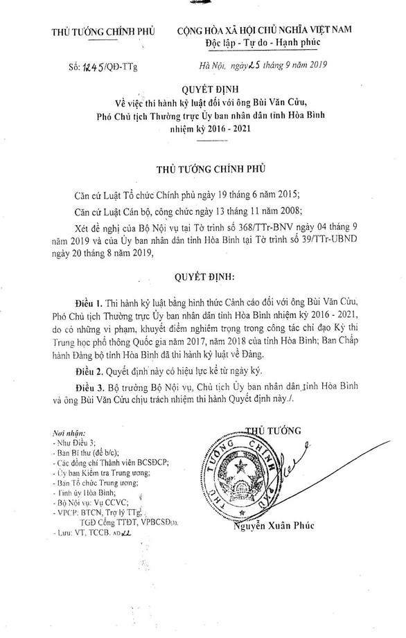 Cảnh cáo phó chủ tịch tỉnh Hòa Bình vụ gian lận thi cử - Ảnh 2. Cảnh cáo phó chủ tịch tỉnh Hòa Bình vụ gian lận thi cử - Ảnh 2.