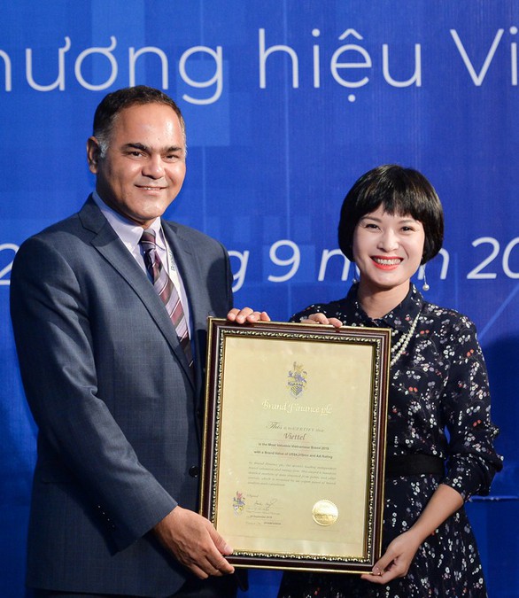 Viettel được định giá hơn 4,3 tỷ USD, là thương hiệu giá trị nhất Việt Nam - Ảnh 1. Viettel được định giá hơn 4,3 tỷ USD, là thương hiệu giá trị nhất Việt Nam - Ảnh 1.