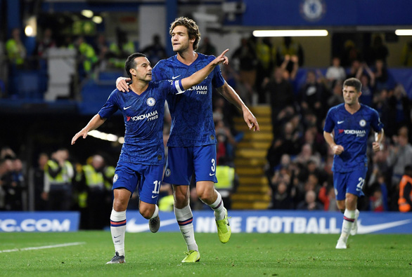 Cúp Liên đoàn Anh: Chelsea đại thắng, M.U ‘nín thở’ đi tiếp - Ảnh 1. Cúp Liên đoàn Anh: Chelsea đại thắng, M.U ‘nín thở’ đi tiếp - Ảnh 1.