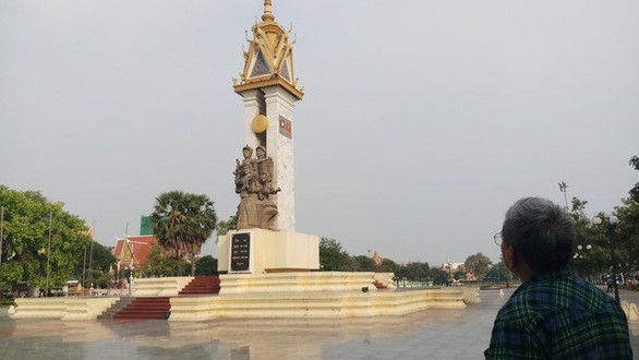 30 năm quân tình nguyện Việt Nam rút khỏi Campuchia: Không thể bôi đen sự thật - Ảnh 1. 30 năm quân tình nguyện Việt Nam rút khỏi Campuchia: Không thể bôi đen sự thật - Ảnh 1.