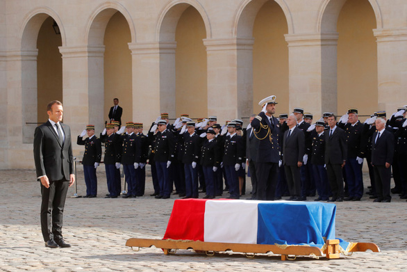 Vì sao Mỹ để 3 ngày mới chia buồn lễ tang Chirac? - Ảnh 4. Vì sao Mỹ để 3 ngày mới chia buồn lễ tang Chirac? - Ảnh 4.
